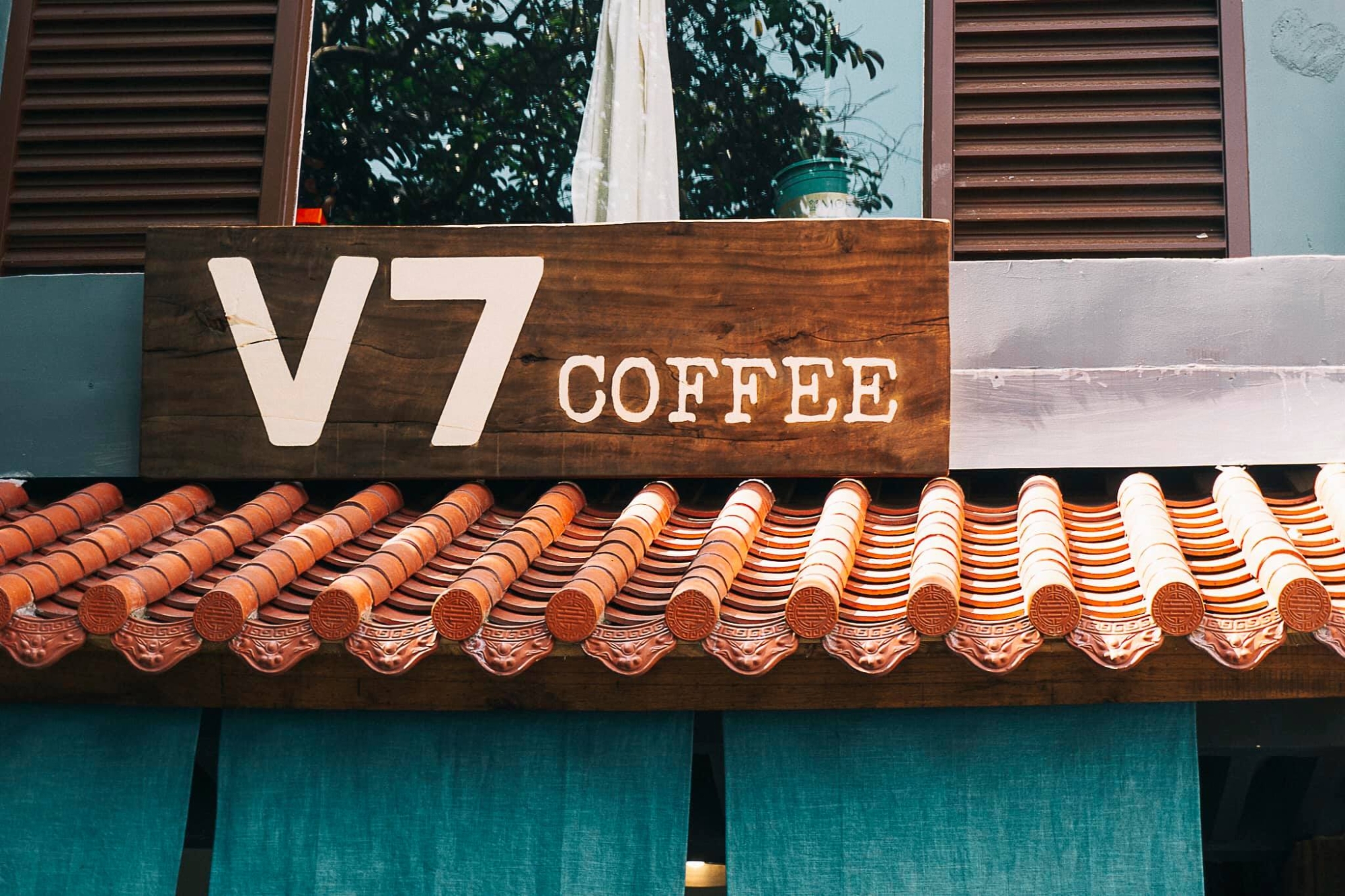 V7 Coffee